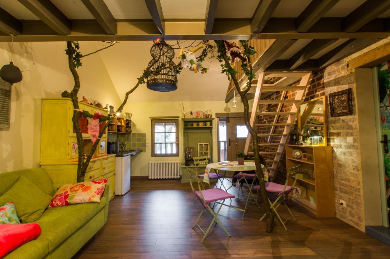 La Haute Forge Maison D'Hotes Thoiré-sur-Dinan 객실 사진